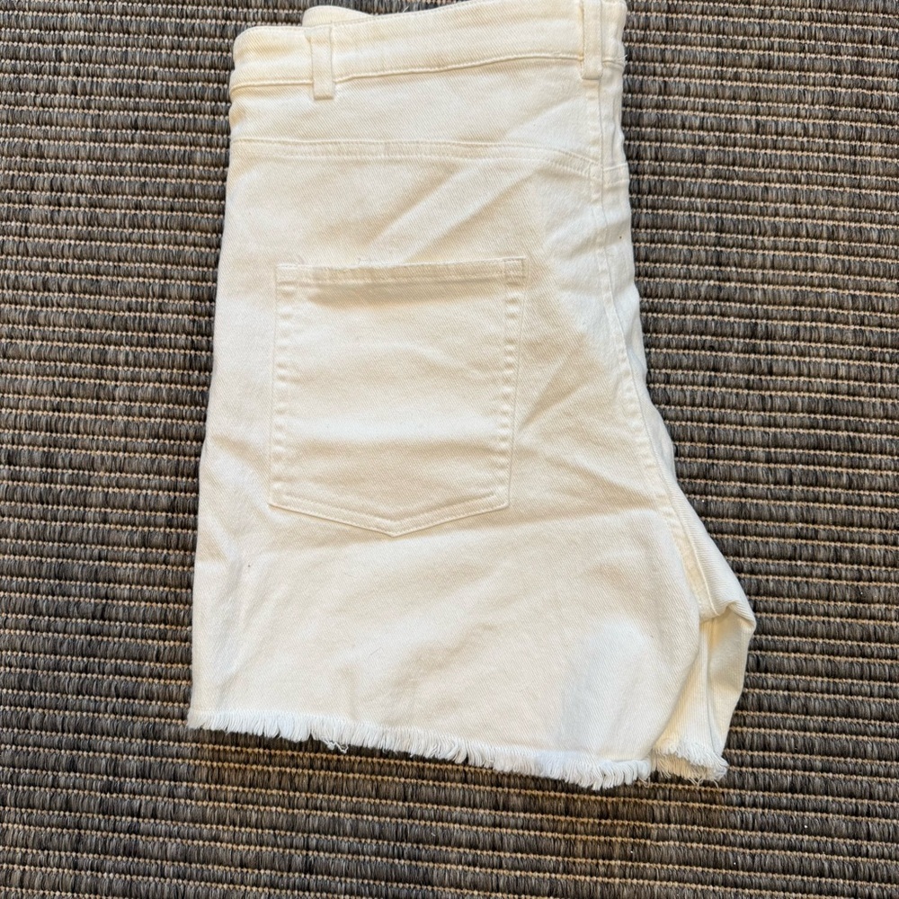 American Eagle Outfitters Cream Jean Shorts